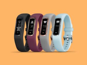 Best for Runs: Garmin Vivosmart 4 Fitness Tracker 1