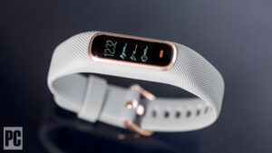 Best for Runs: Garmin Vivosmart 4 Fitness Tracker 3