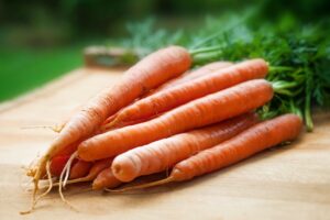 Carrot Nutrition Facts and Health Benefits