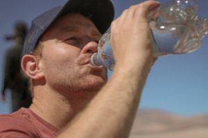 Symptoms, signs, and causes of dehydration, as well as preventative measures