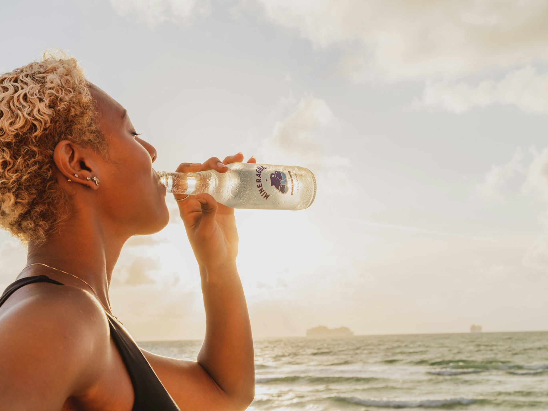 How Hydration Timing Affects Energy Levels Throughout the Day
