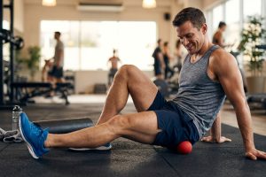 Foam Rolling vs Lacrosse Balls: Which Releases Deep Glute Knots Faster for Runners?