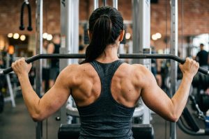Fixing Asymmetrical Lat Activation: Why You Feel Lat Pulldowns More on One Side